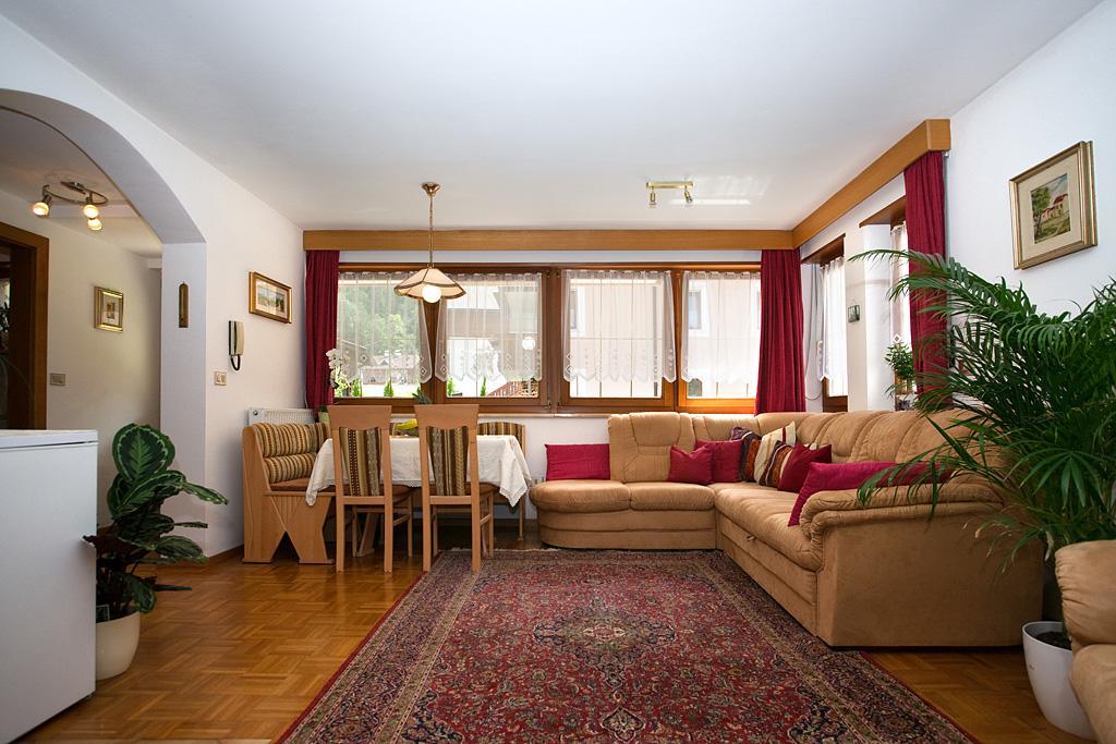 Cesa Sule De Sot Apartment Ortisei Luaran gambar